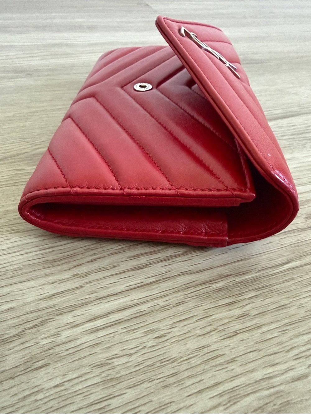 Saint Laurent Red Wallet Silver Hardware - Picture 5 of 6